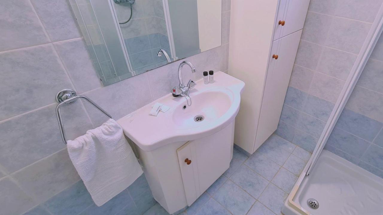 Stay Camelia Apartment Lárnaka Kültér fotó